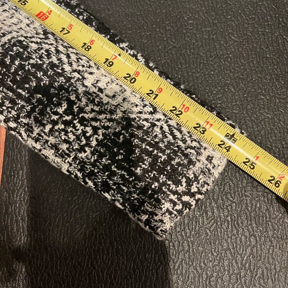 CABI | NWT Carol Anderson Love Carol black white tweed fringe blazer - Picture 14 of 14